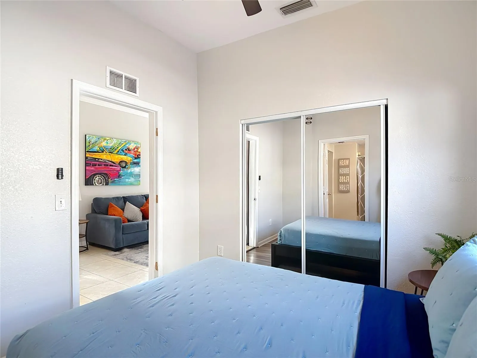 2329 W LA SALLE ST