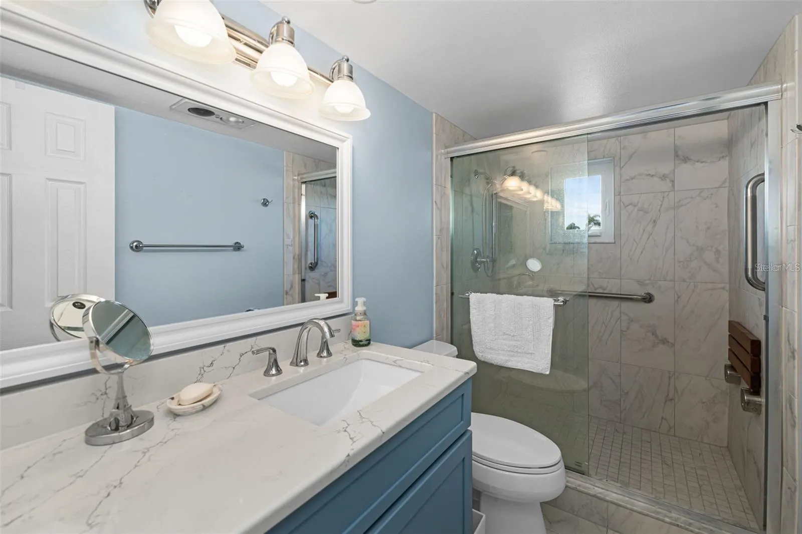 1868 SHORE DR S #207, #207