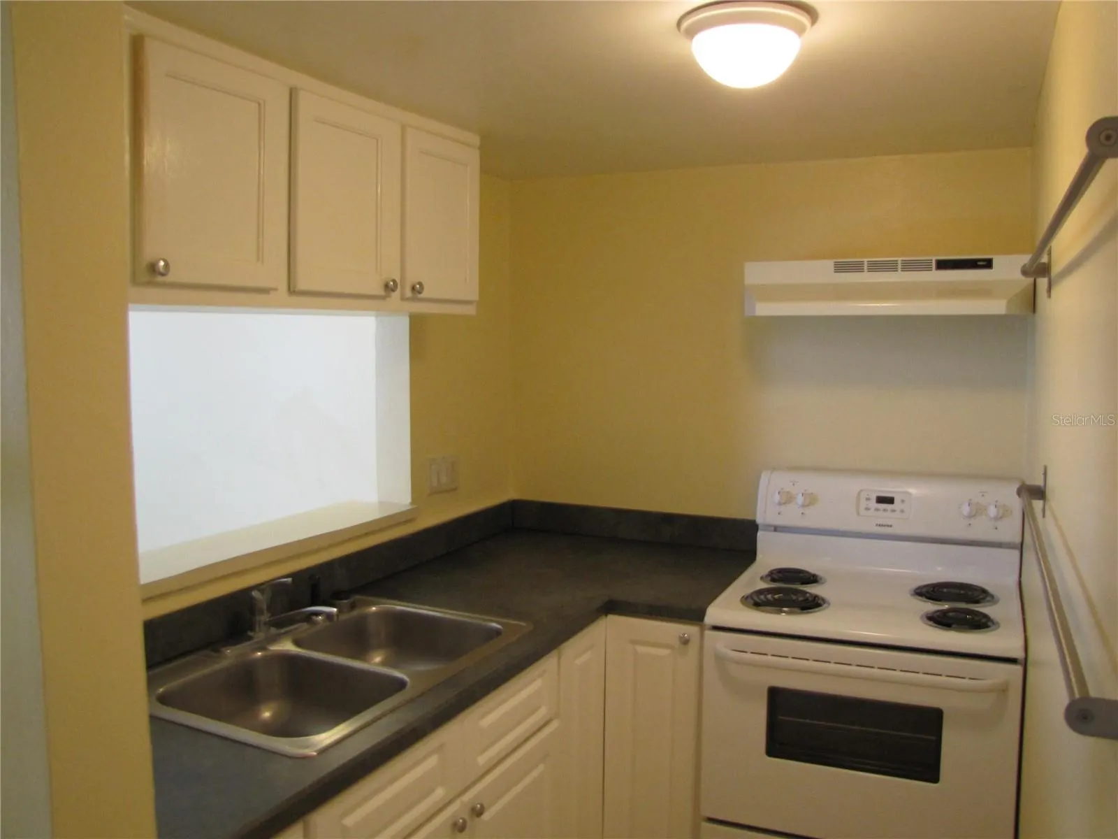 7137 E BANK DR #7137, #7137