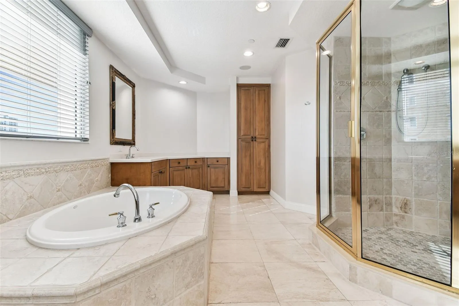 555 5TH AVE NE #424, #424