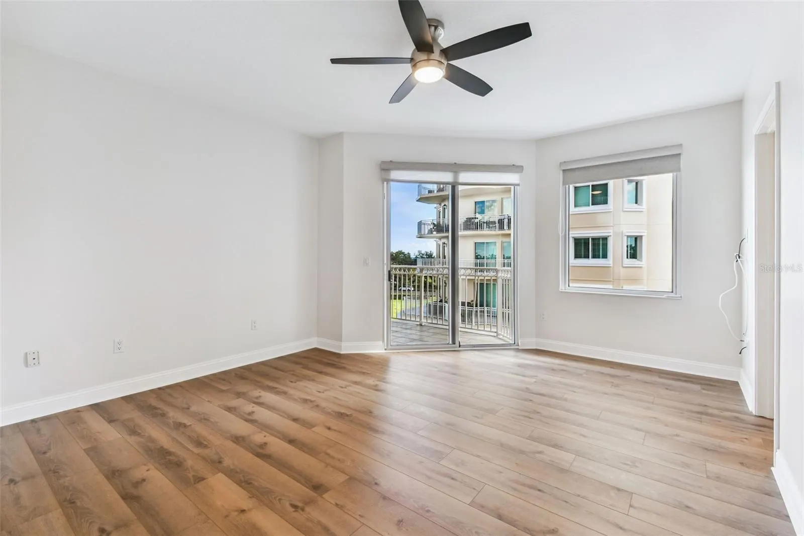 555 5TH AVE NE #424, #424