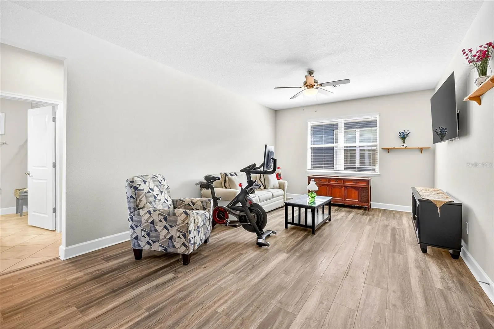 11761 LAKE LUCAYA DR