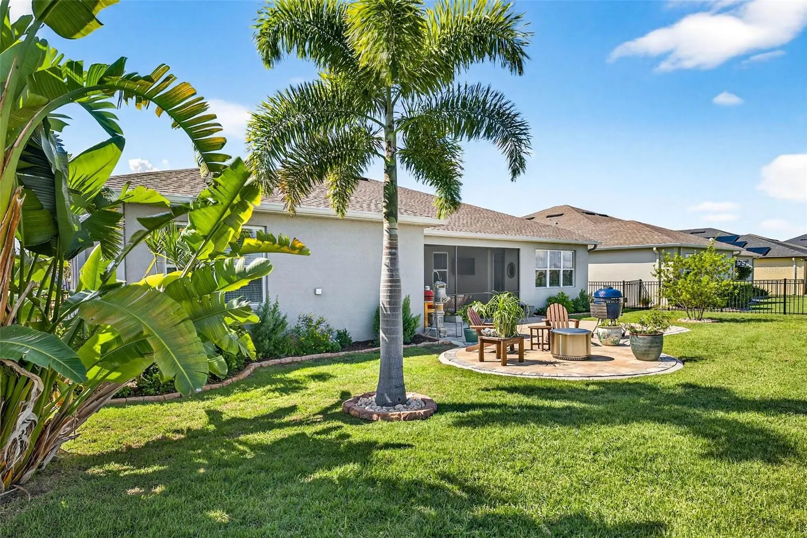 11761 LAKE LUCAYA DR