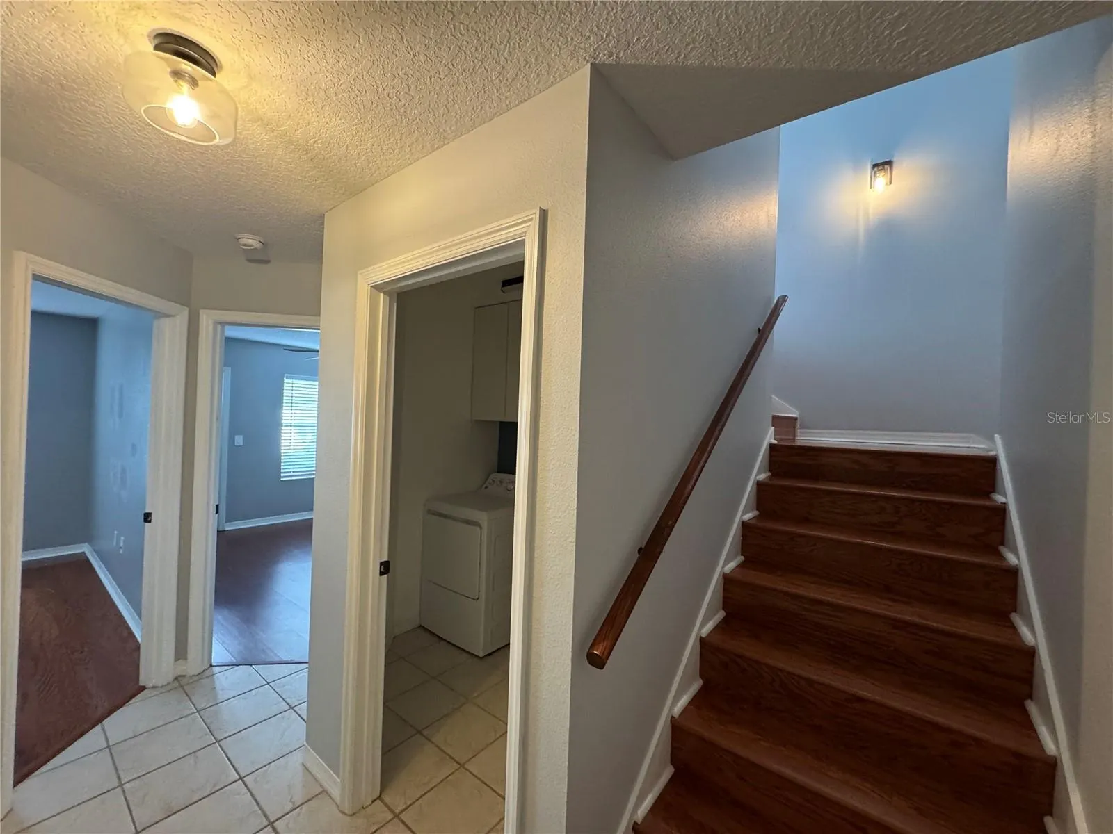 2900 W AZEELE ST #M, #M