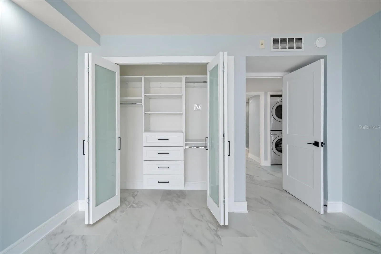 1400 GULF BLVD #804, #804