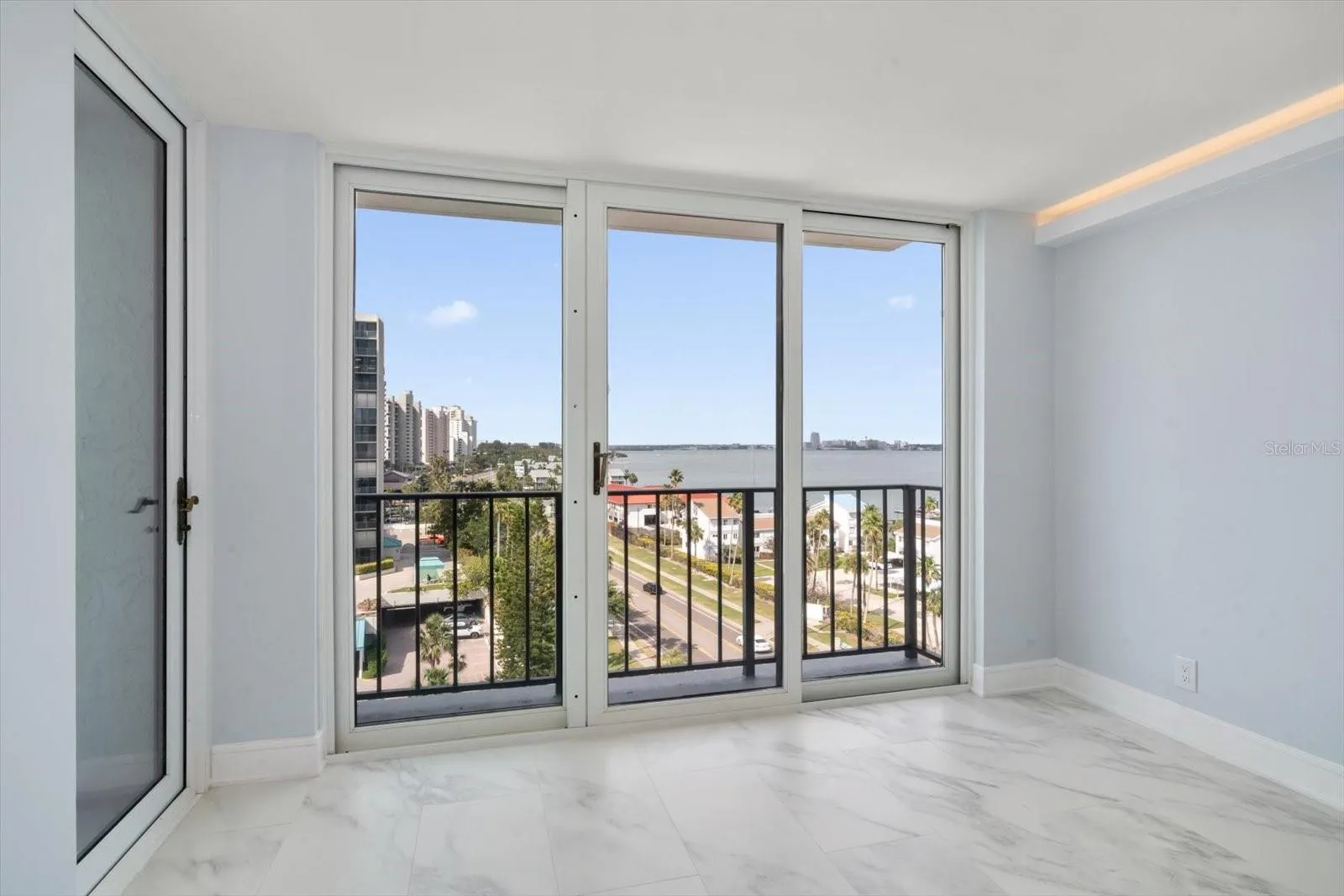 1400 GULF BLVD #804, #804