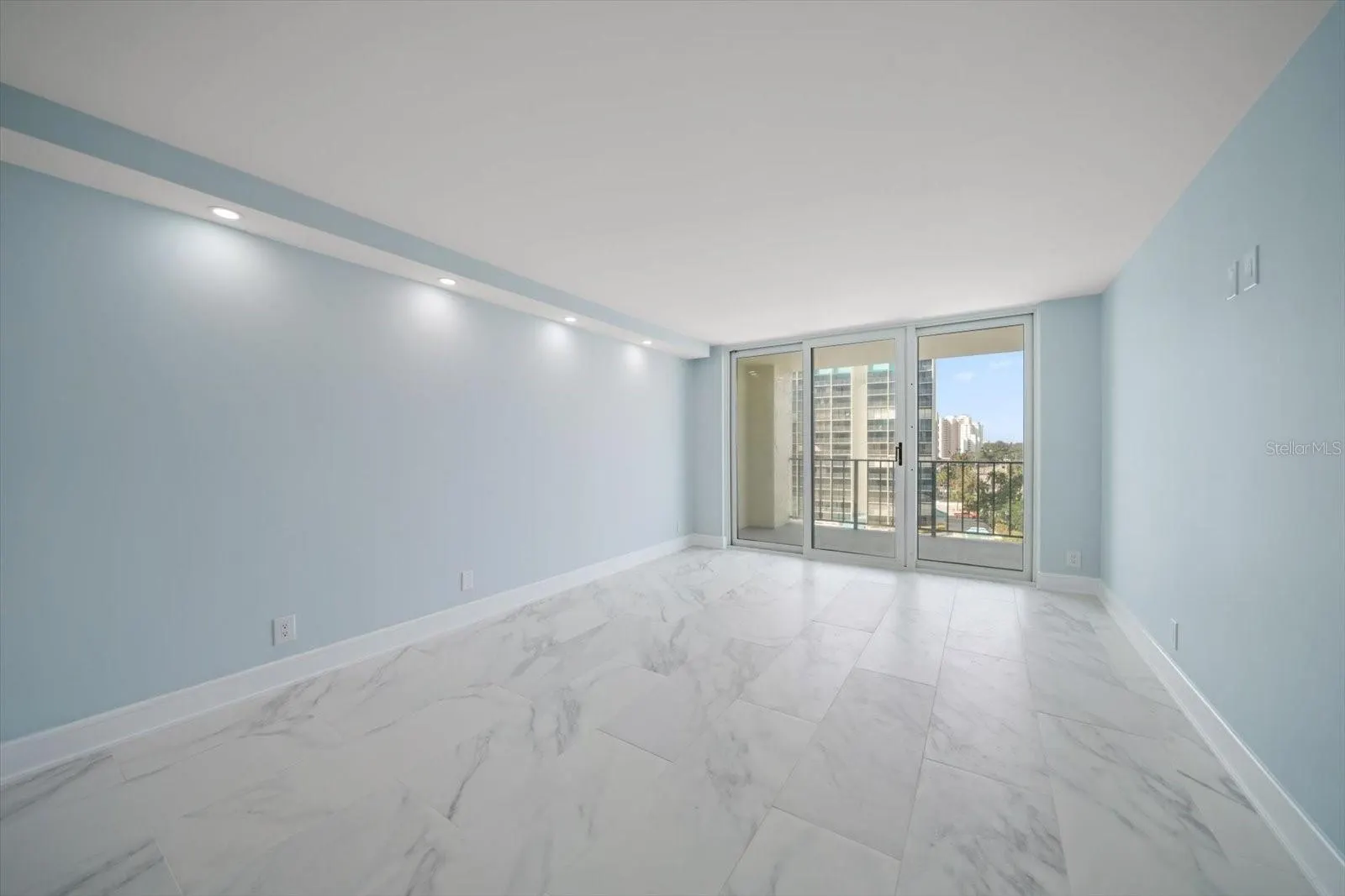 1400 GULF BLVD #804, #804