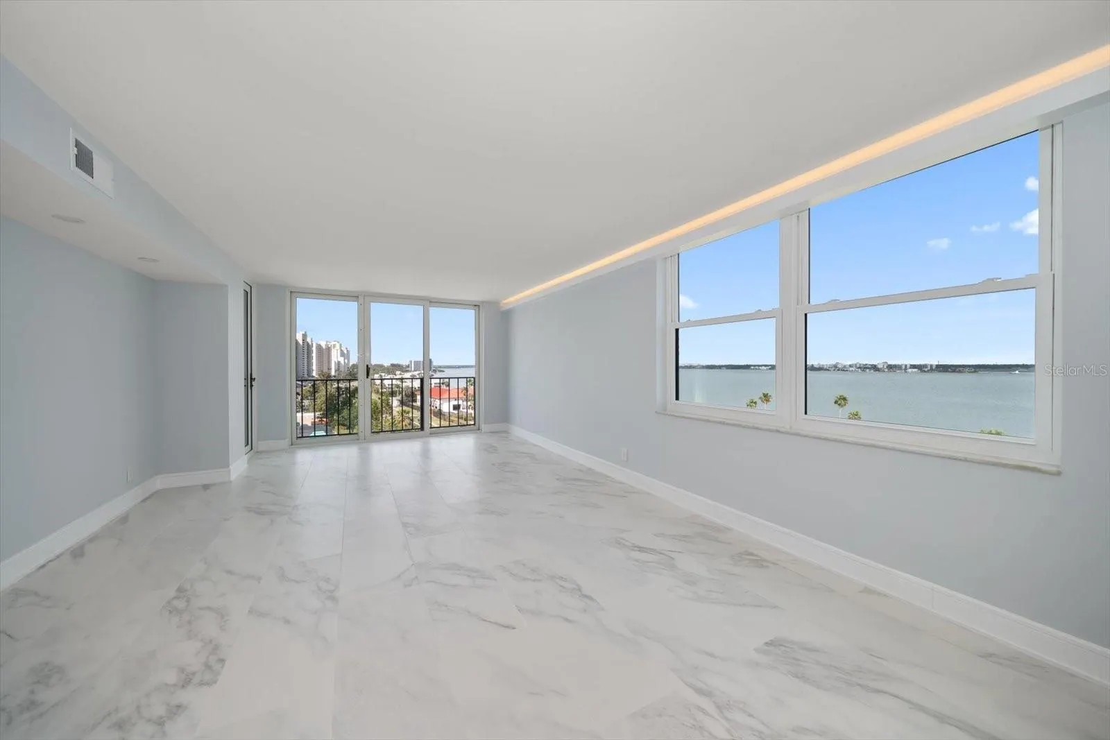 1400 GULF BLVD #804, #804