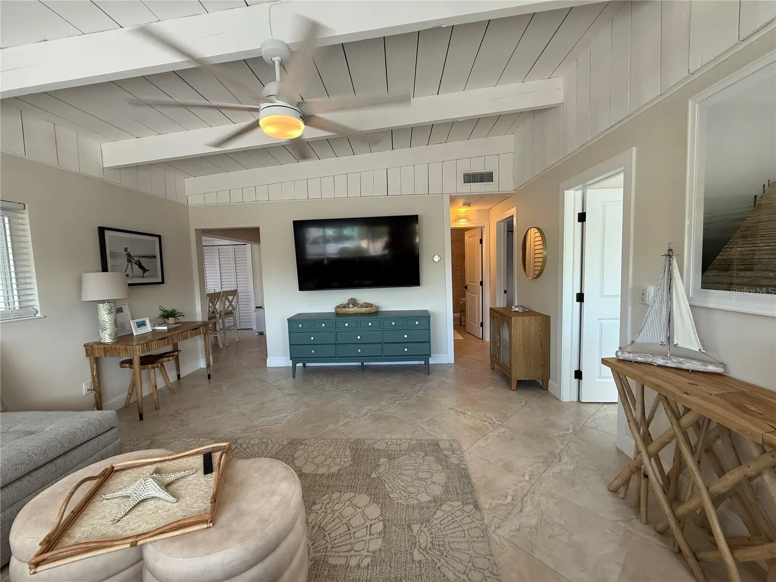 1405 BAY PINE BLVD