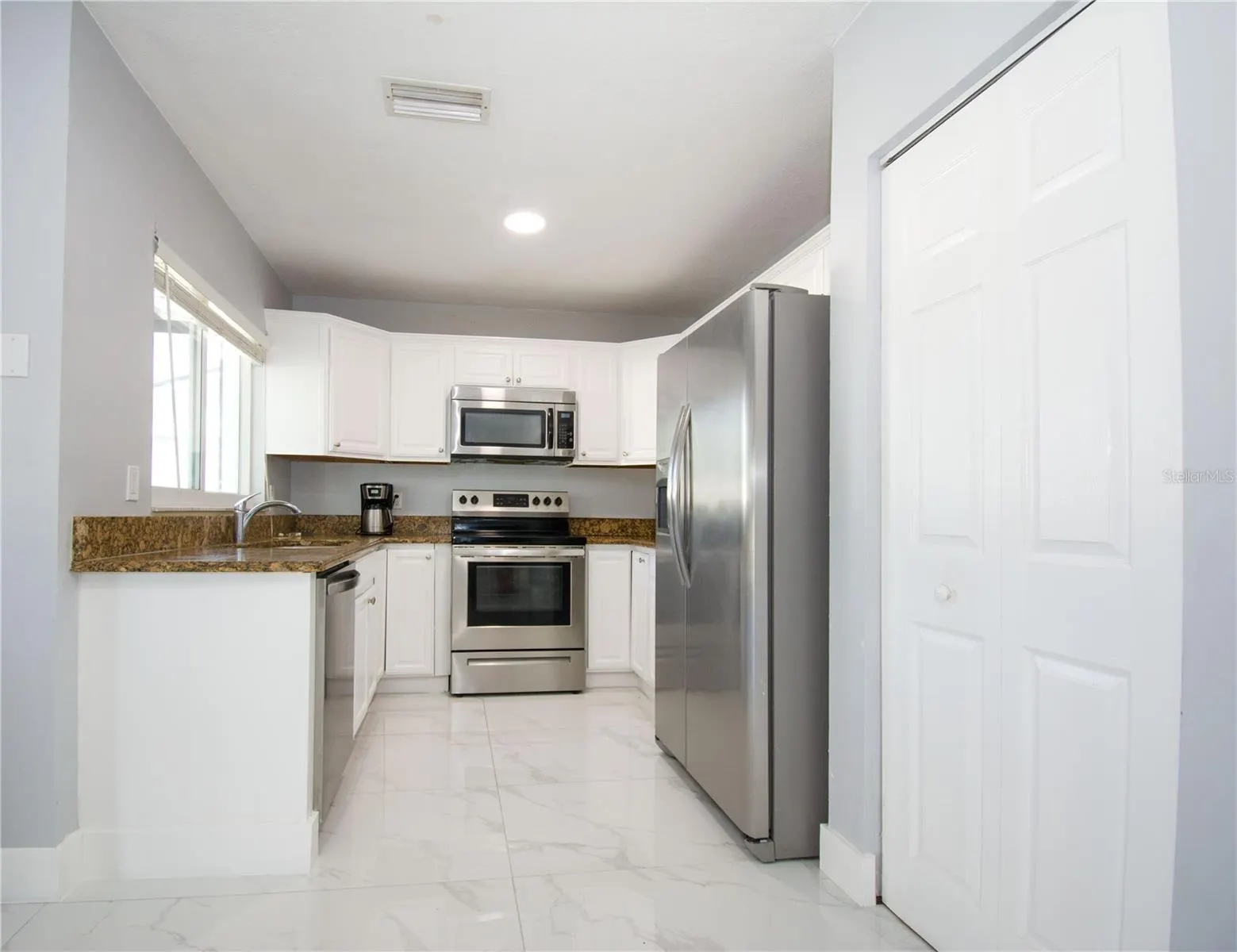 4030 WINDTREE DR