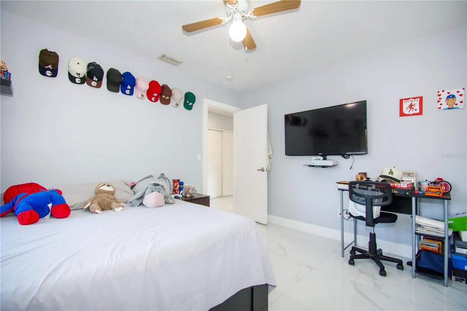 4030 WINDTREE DR