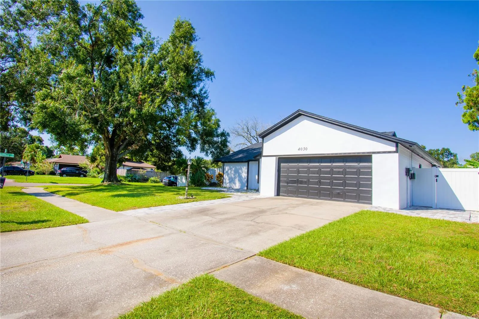 4030 WINDTREE DR