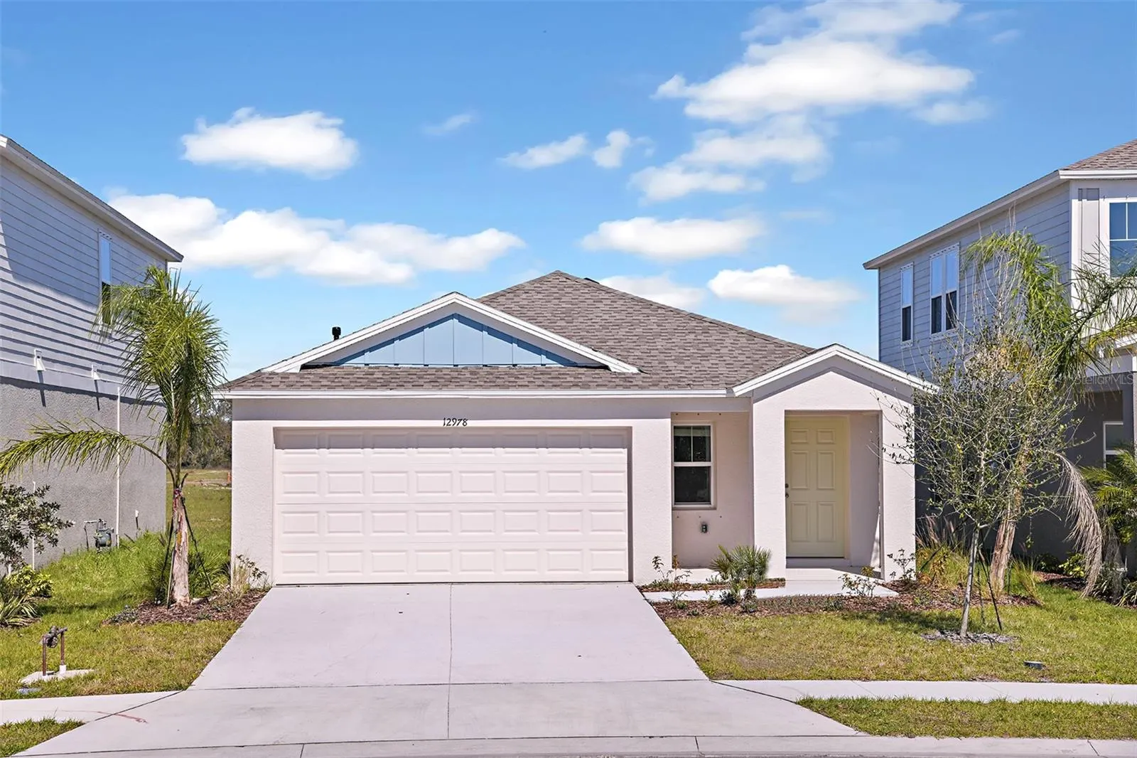 5536 TAVERNA LOOP