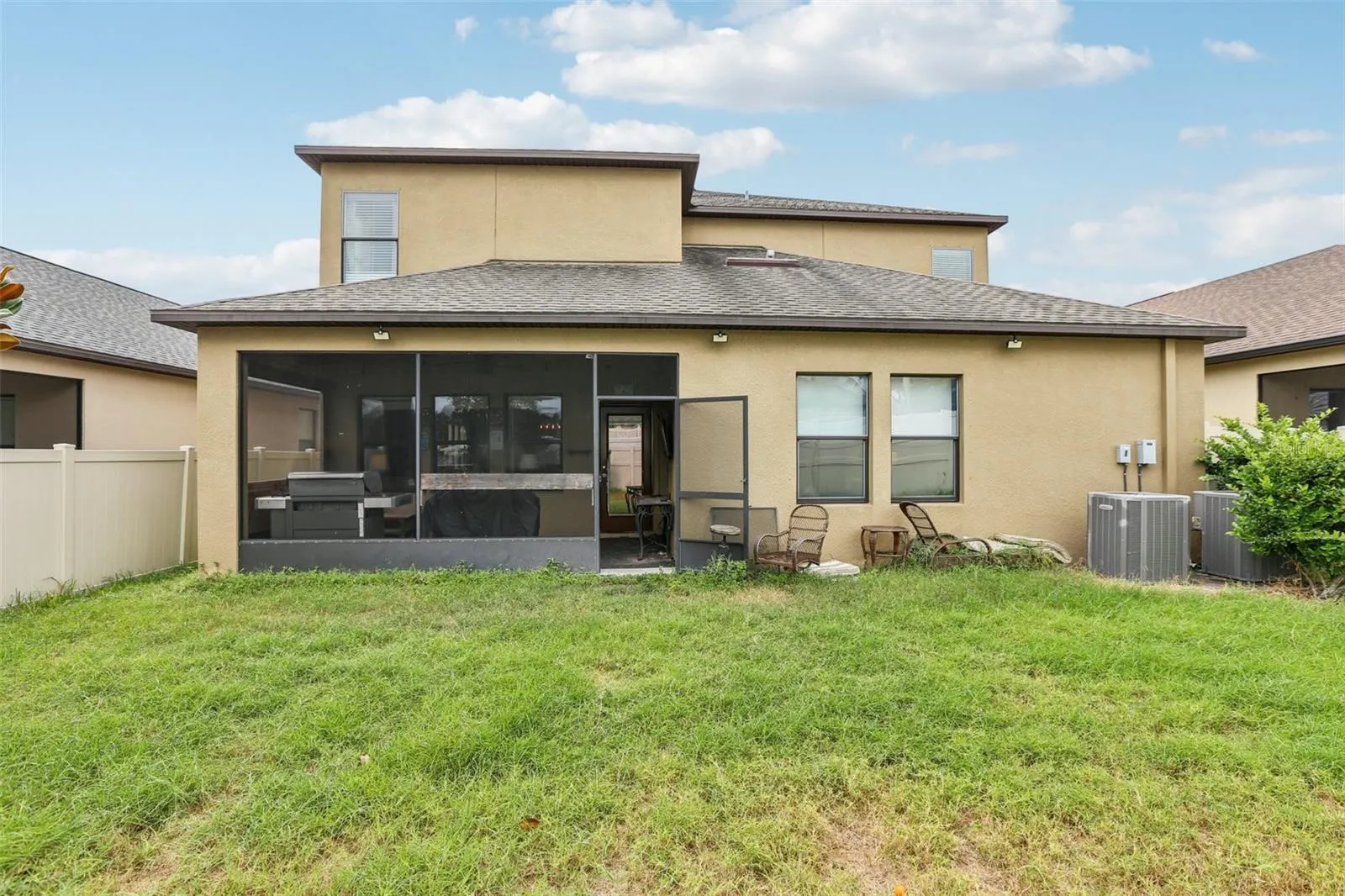 11104 PURPLE MARTIN BLVD