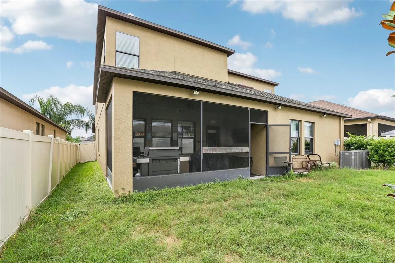 11104 PURPLE MARTIN BLVD