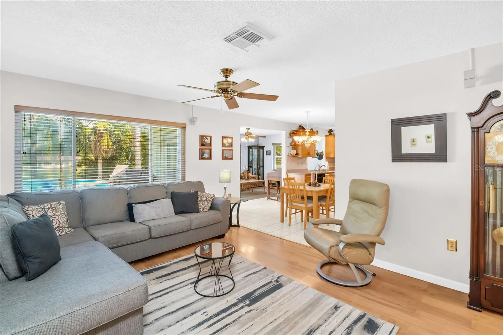 2289 N CITRUS WAY