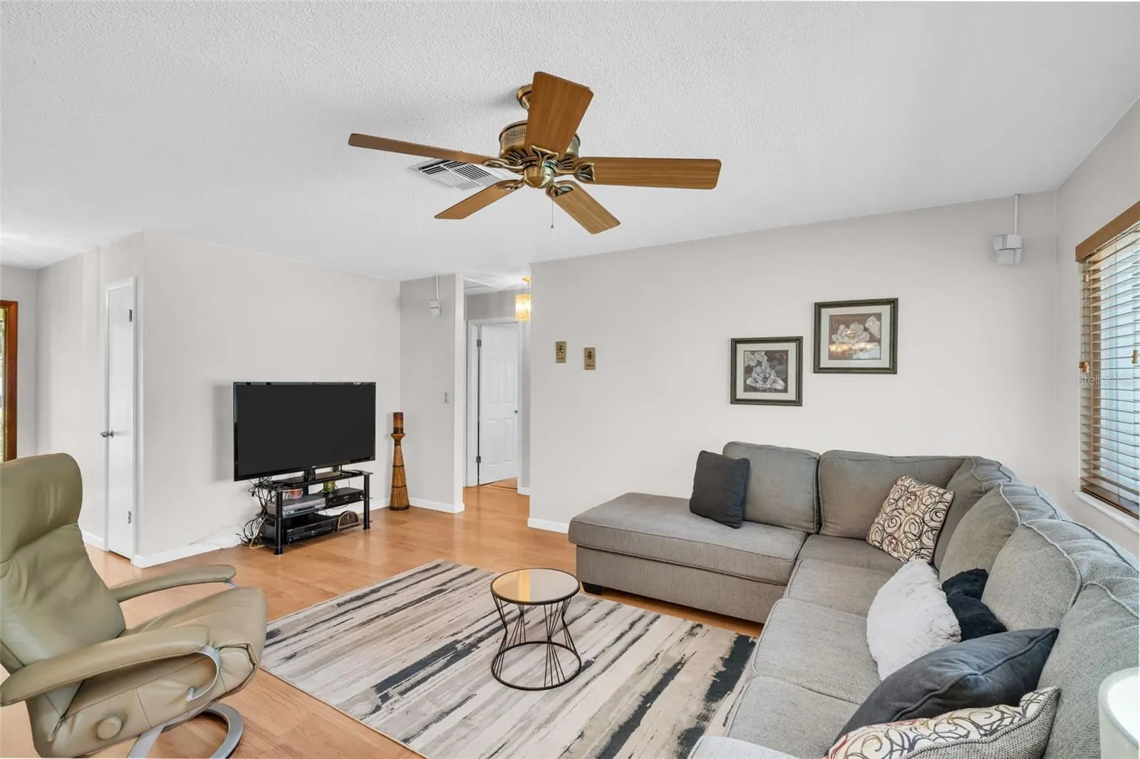 2289 N CITRUS WAY