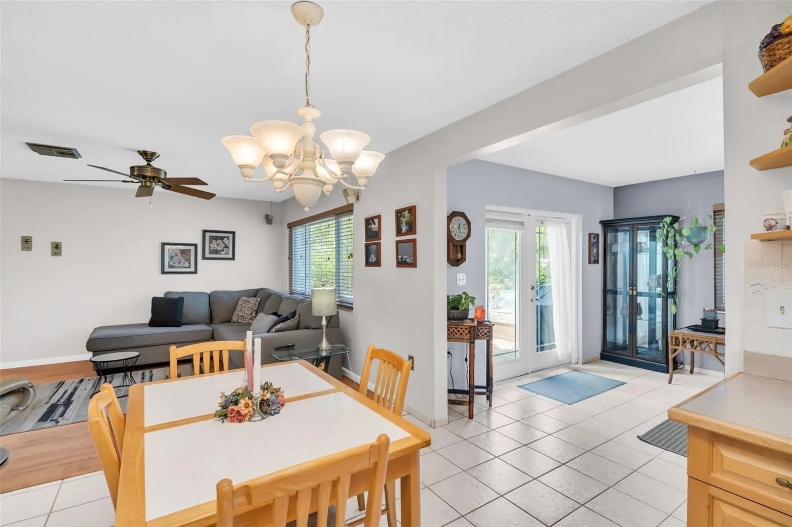 2289 N CITRUS WAY