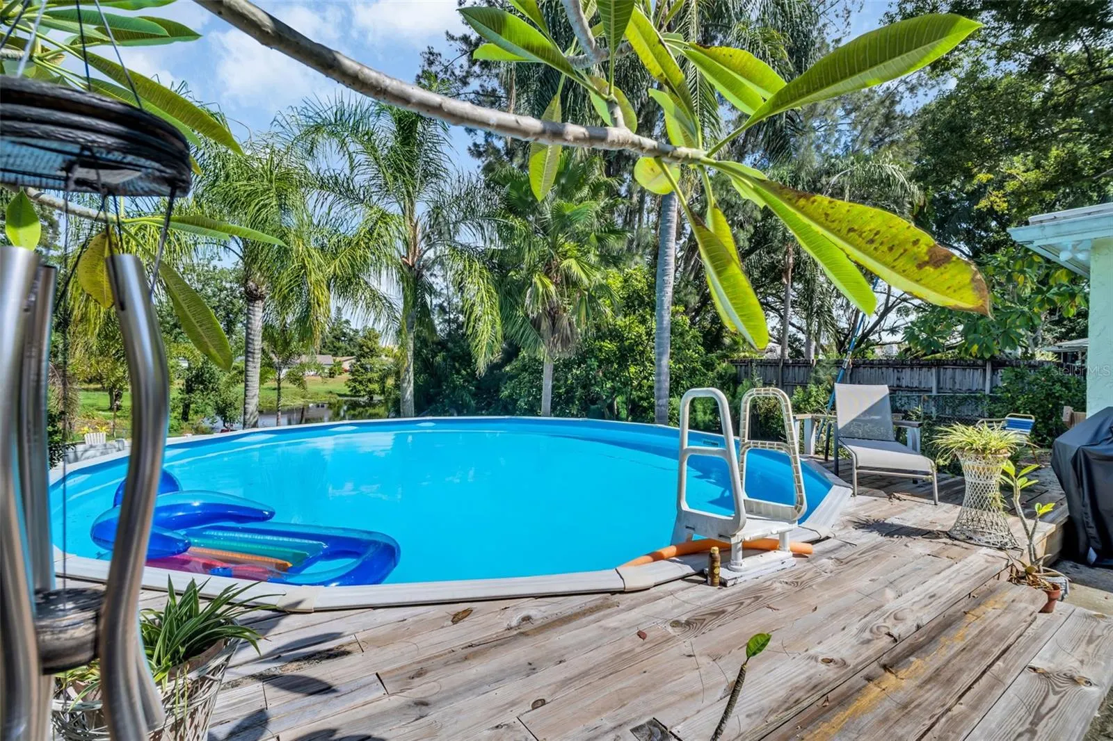 2289 N CITRUS WAY