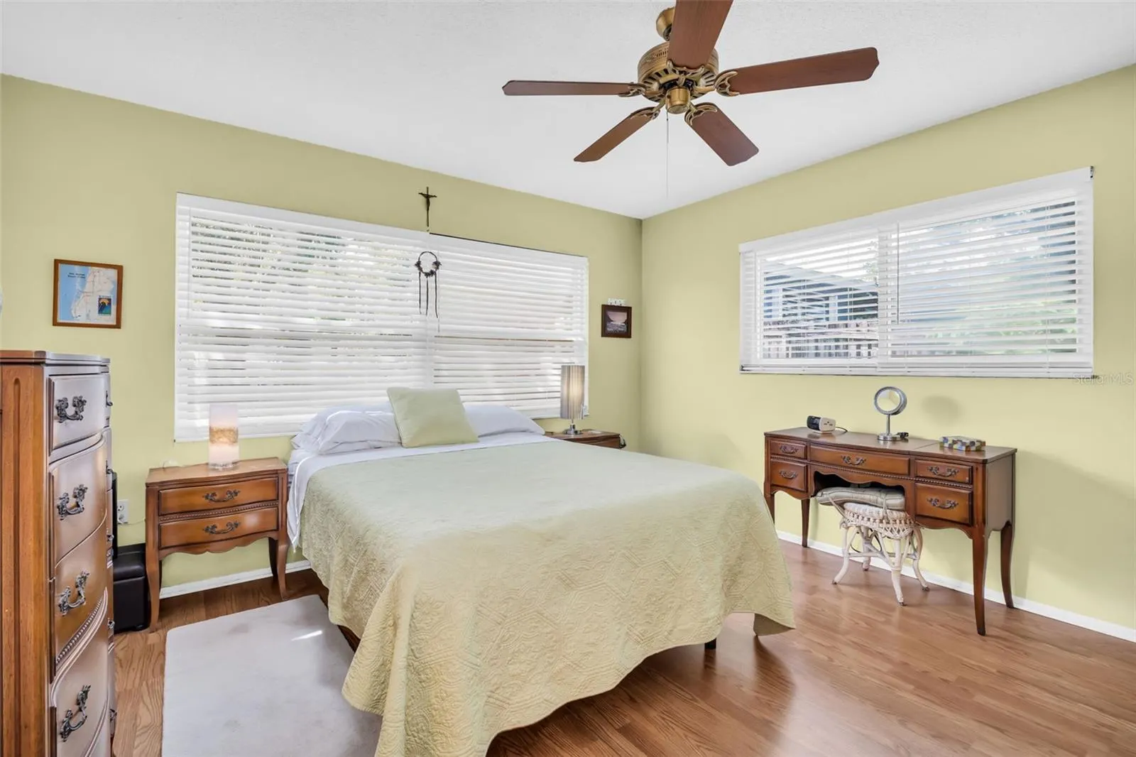 2289 N CITRUS WAY