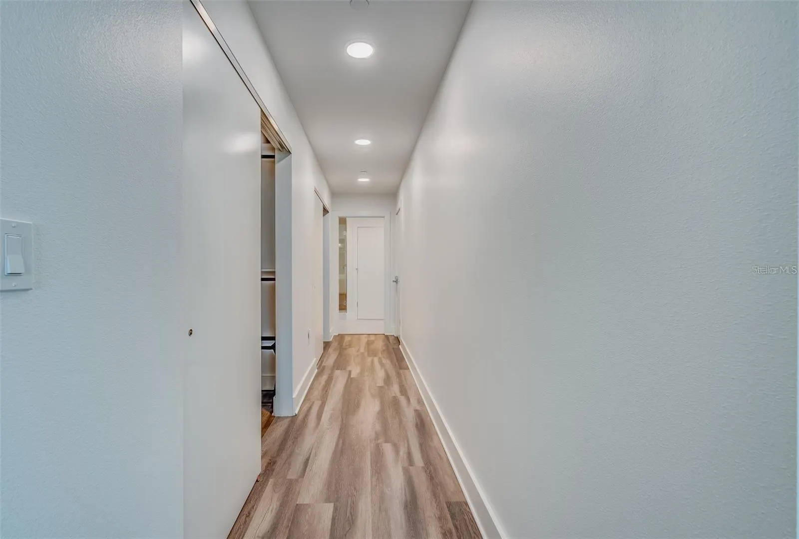 415 ISLAND WAY #509, #509