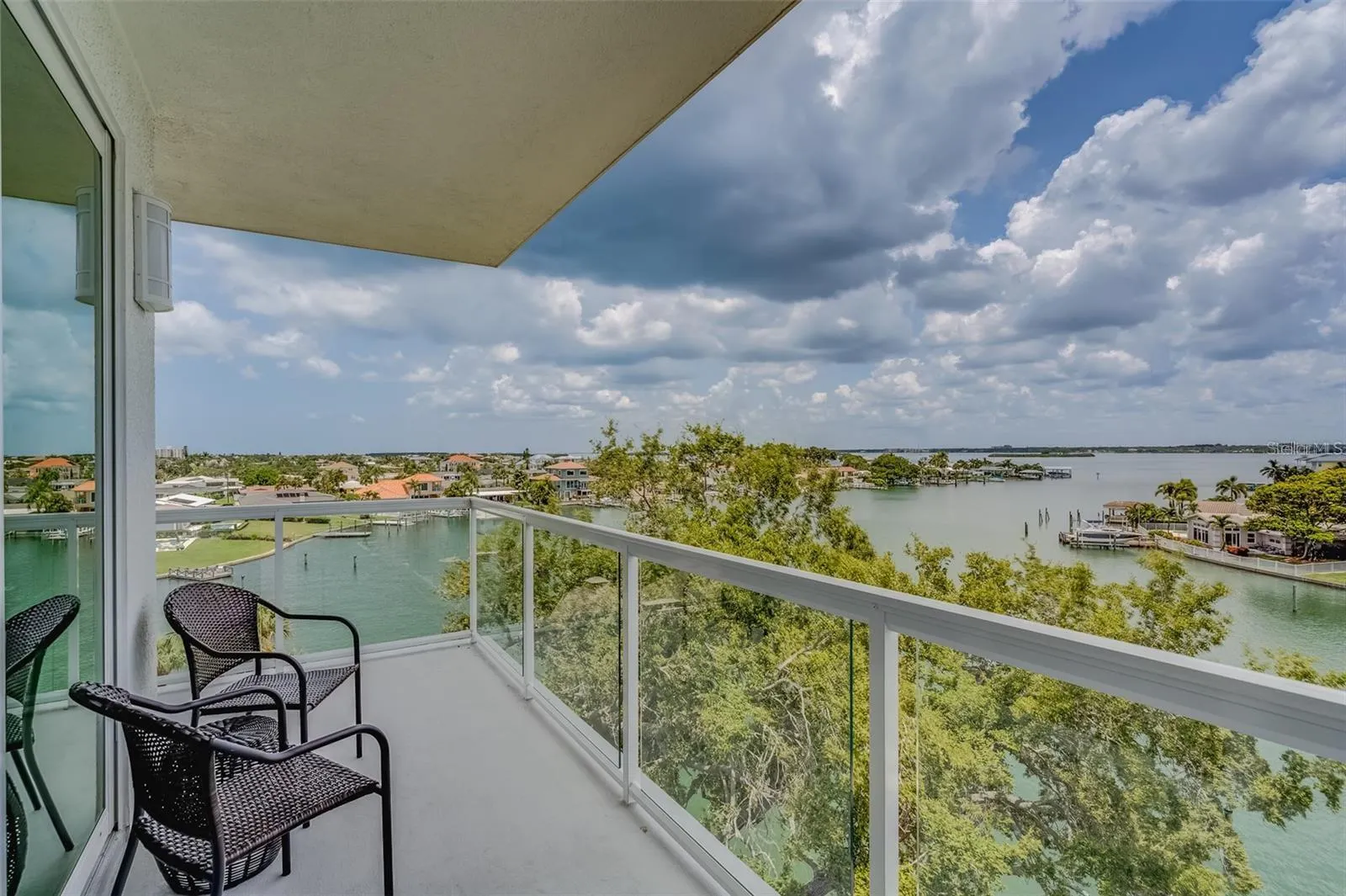 415 ISLAND WAY #509, #509