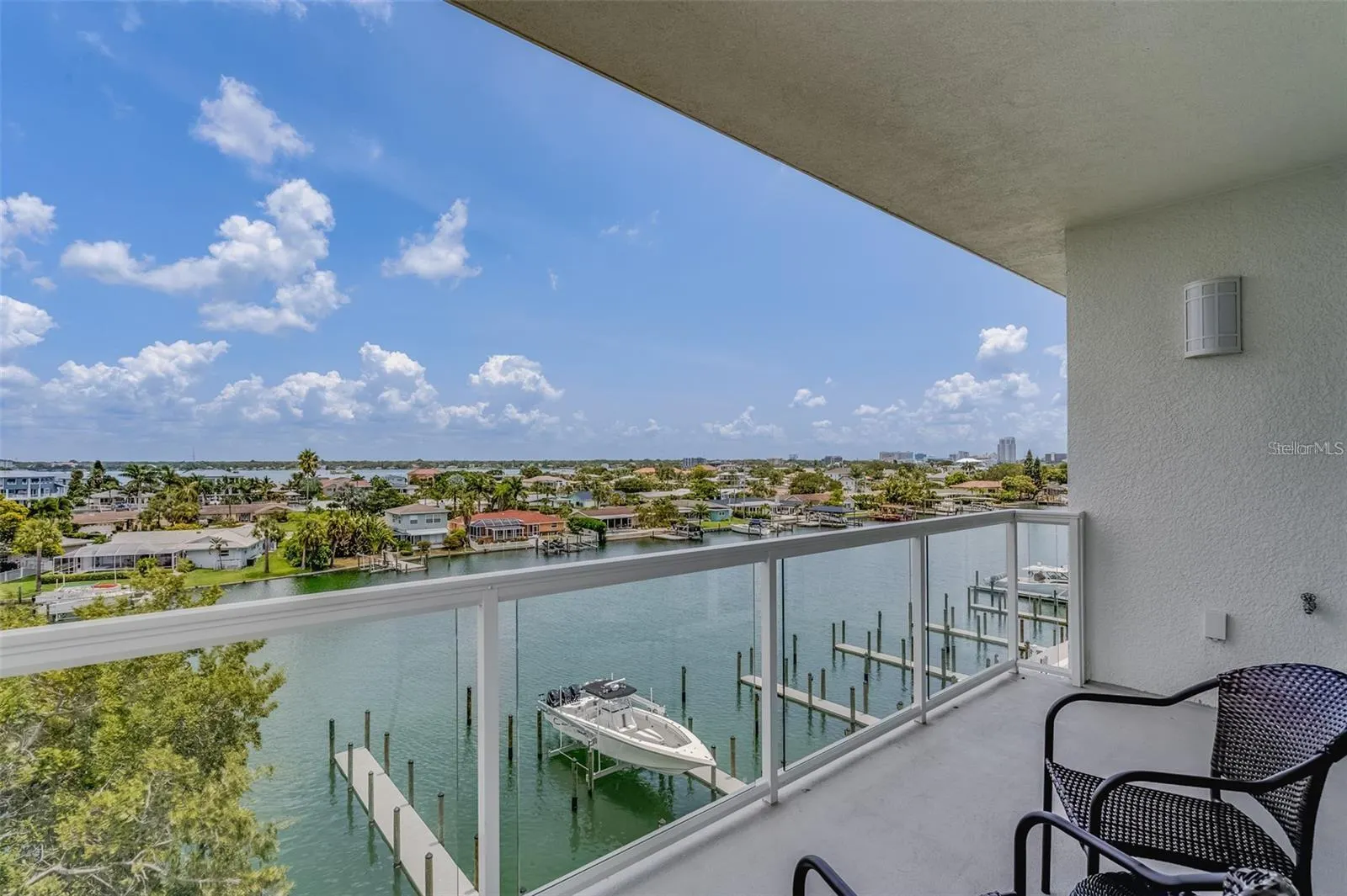 415 ISLAND WAY #509, #509