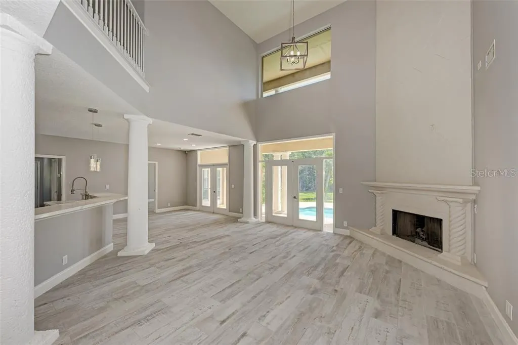 1648 BAYSHORE DR