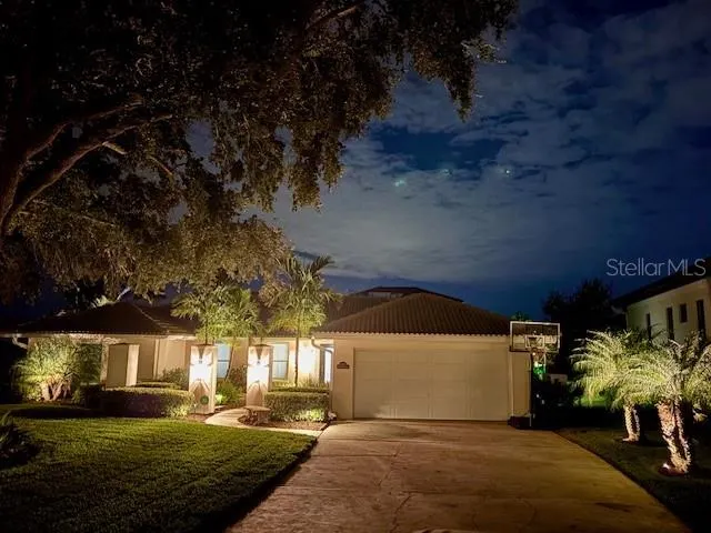 2280 MERMAID POINT NE