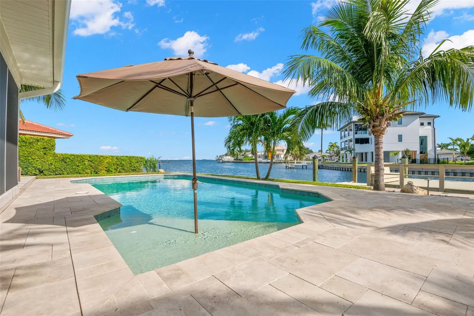 2280 MERMAID POINT NE