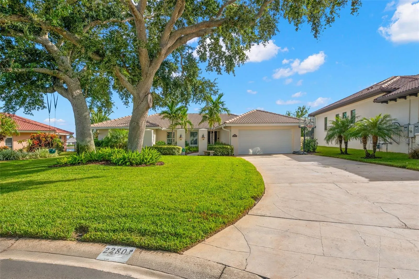 2280 MERMAID POINT NE