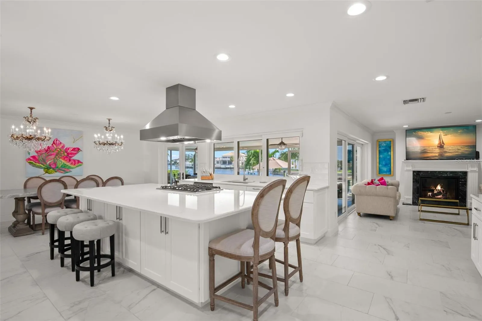 2280 MERMAID POINT NE