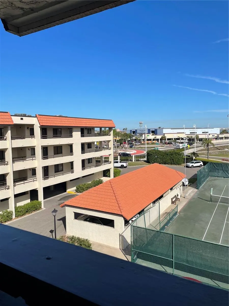 106 1ST ST E #306, #306