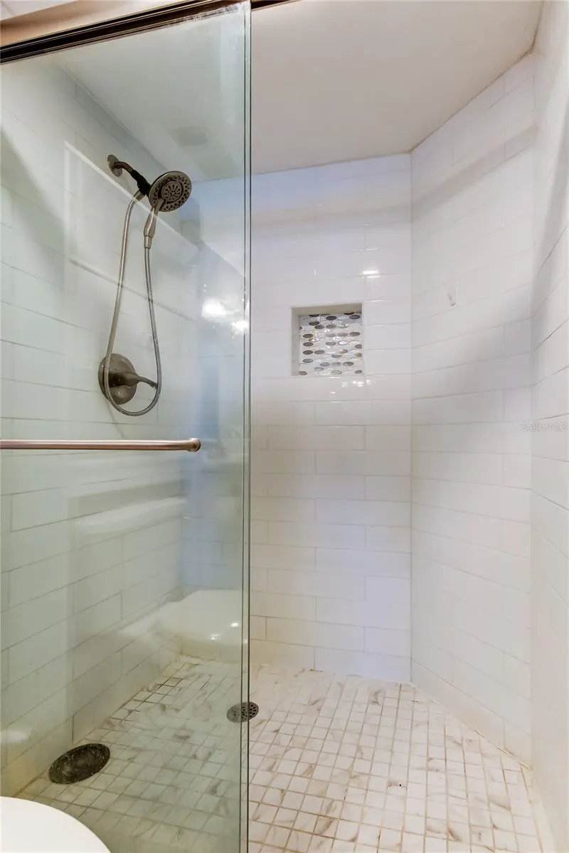 6265 SUN BLVD #806, #806