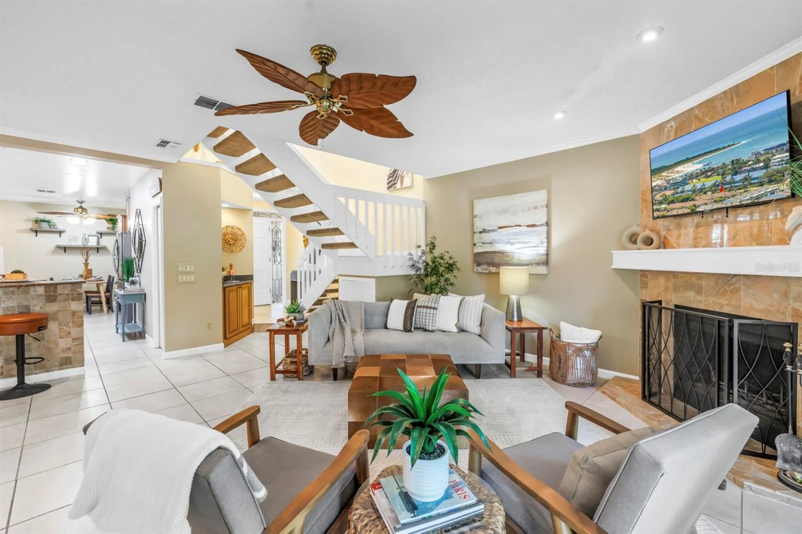 903 PINELLAS BAYWAY S #302, #302