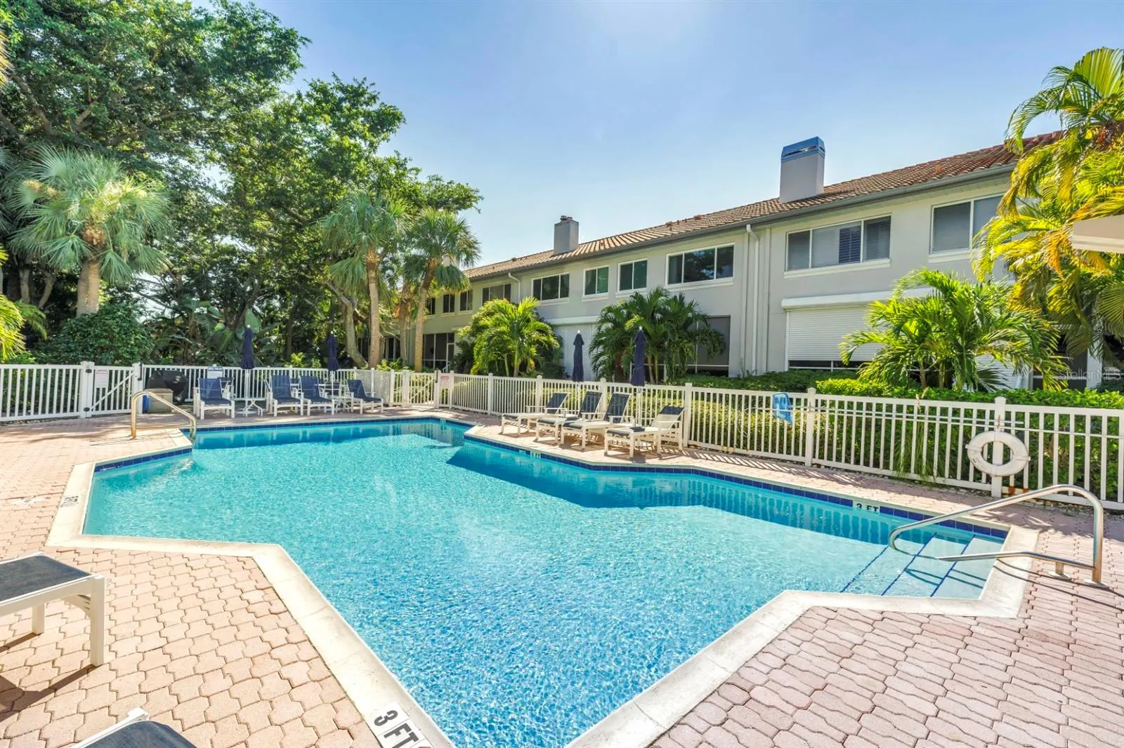 903 PINELLAS BAYWAY S #302, #302
