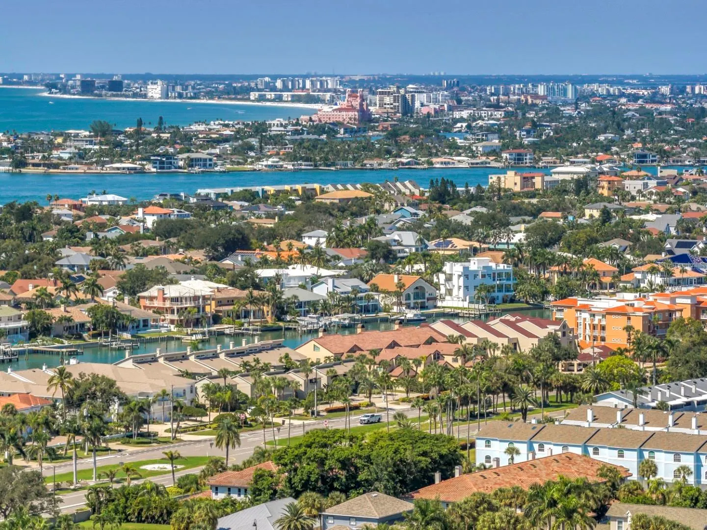 903 PINELLAS BAYWAY S #302, #302