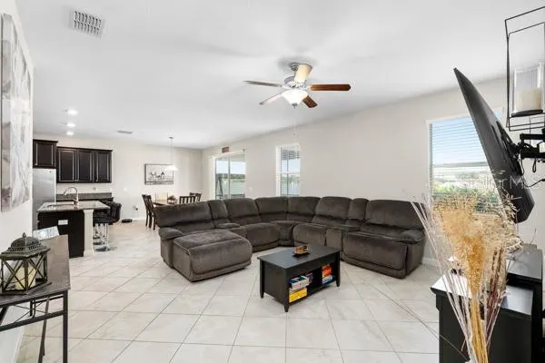 11760 WINTERSET COVE DR