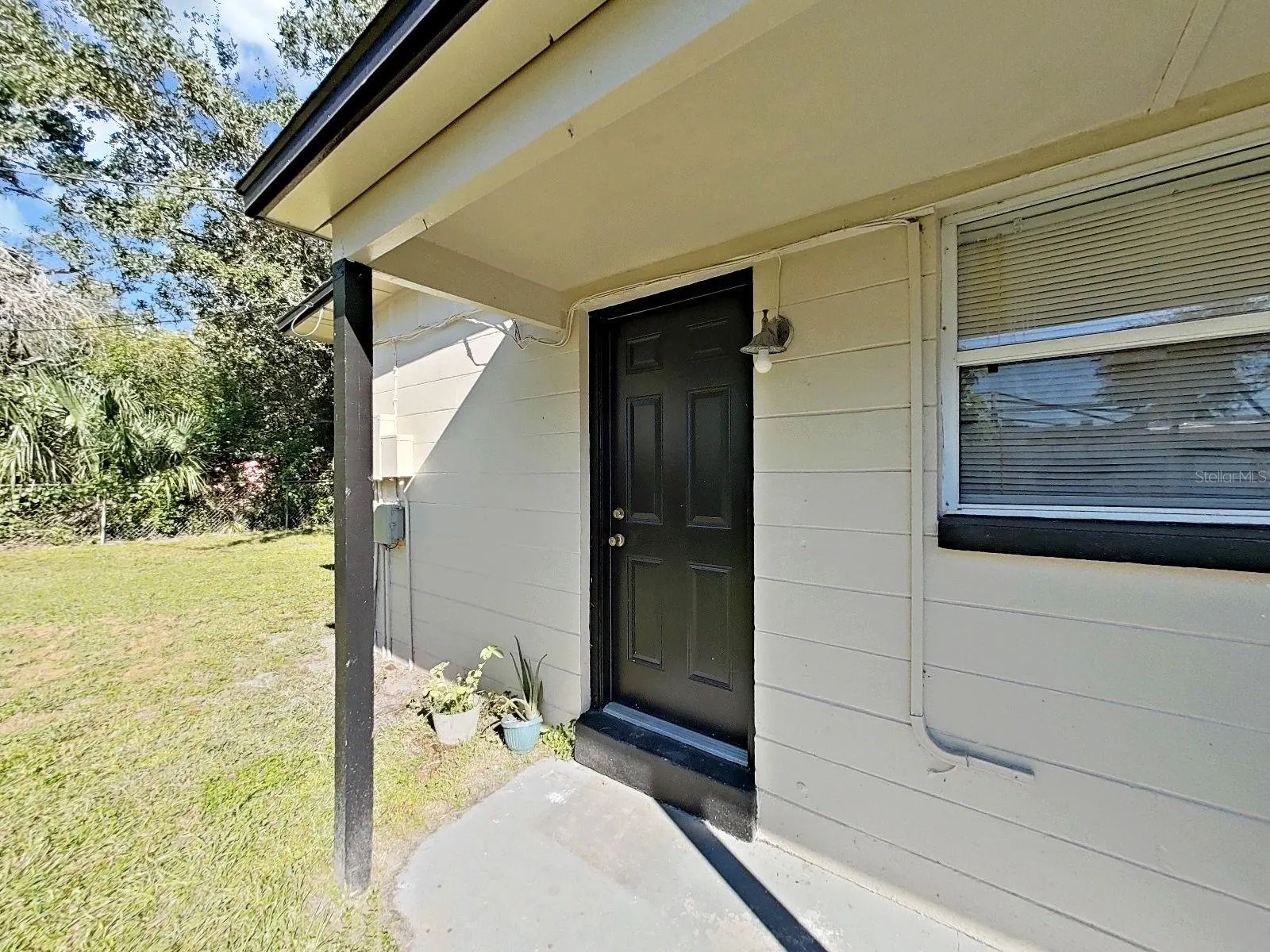 1721 DARLINGTON DR