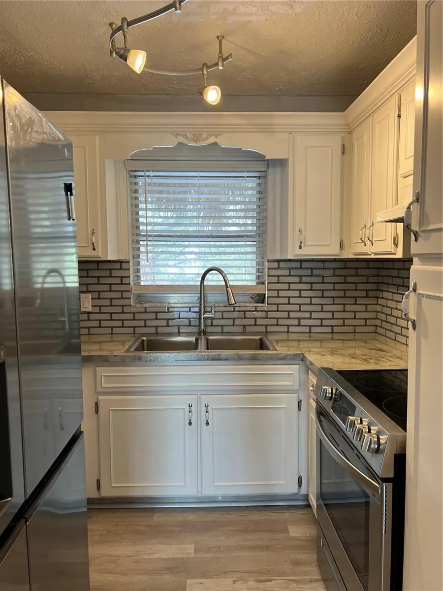 385 S MCMULLEN BOOTH RD #62, #62