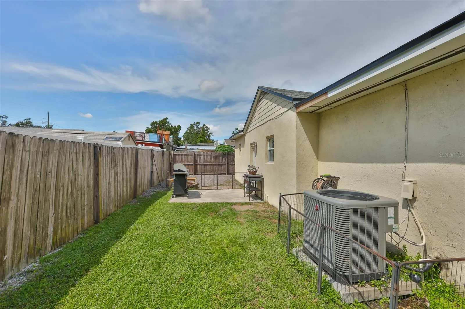 2104 W POWHATAN AVE