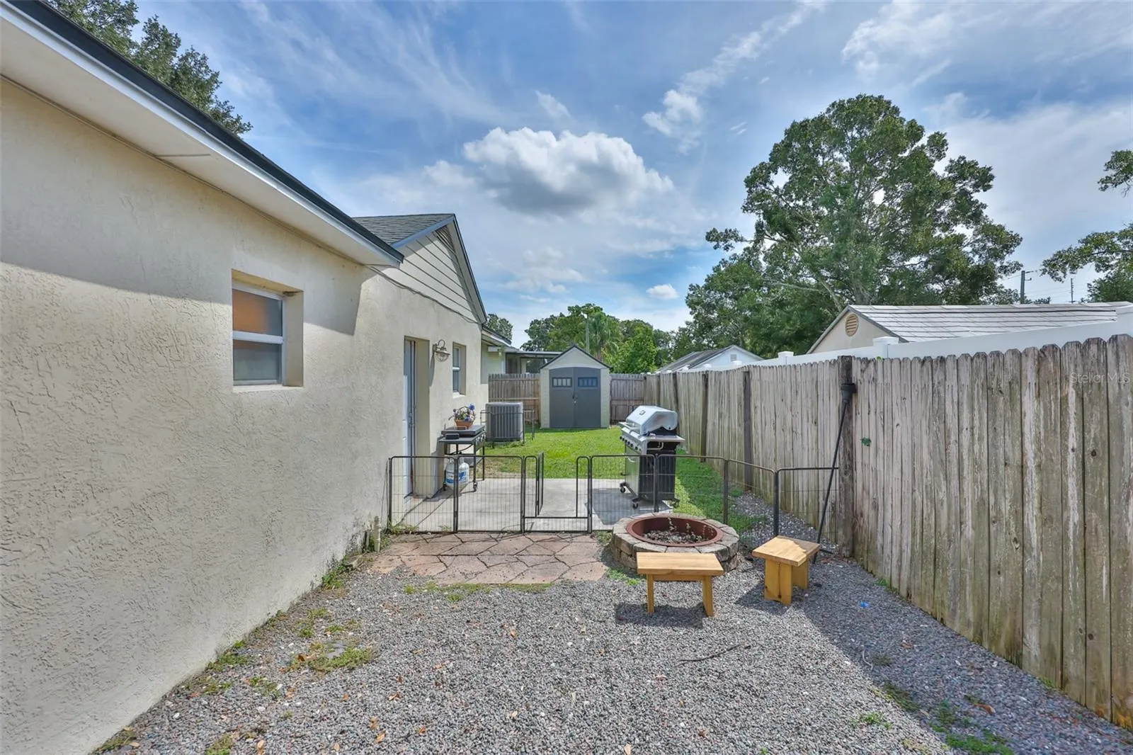 2104 W POWHATAN AVE