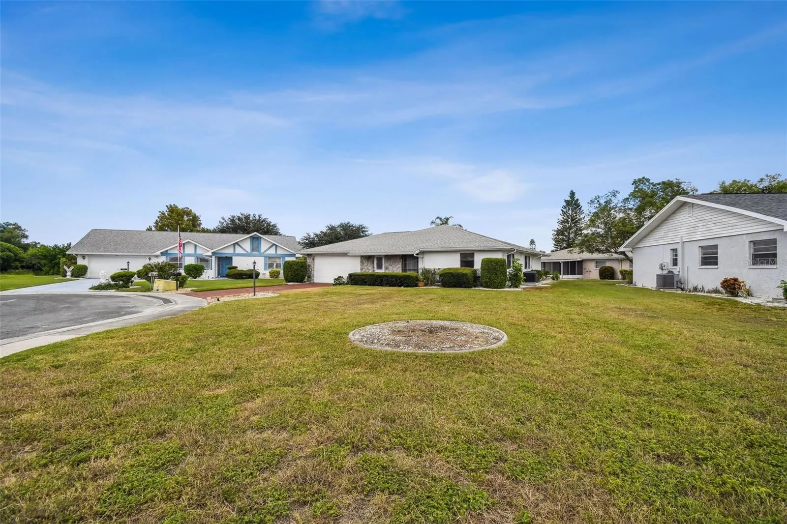 1803 PINEAPPLE PALM CT
