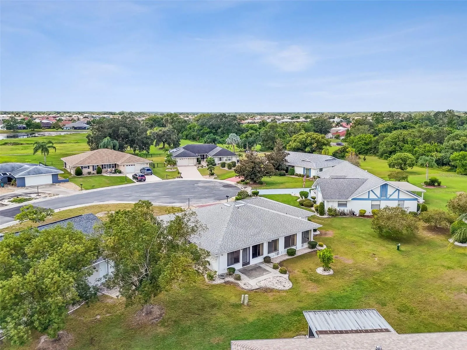 1803 PINEAPPLE PALM CT