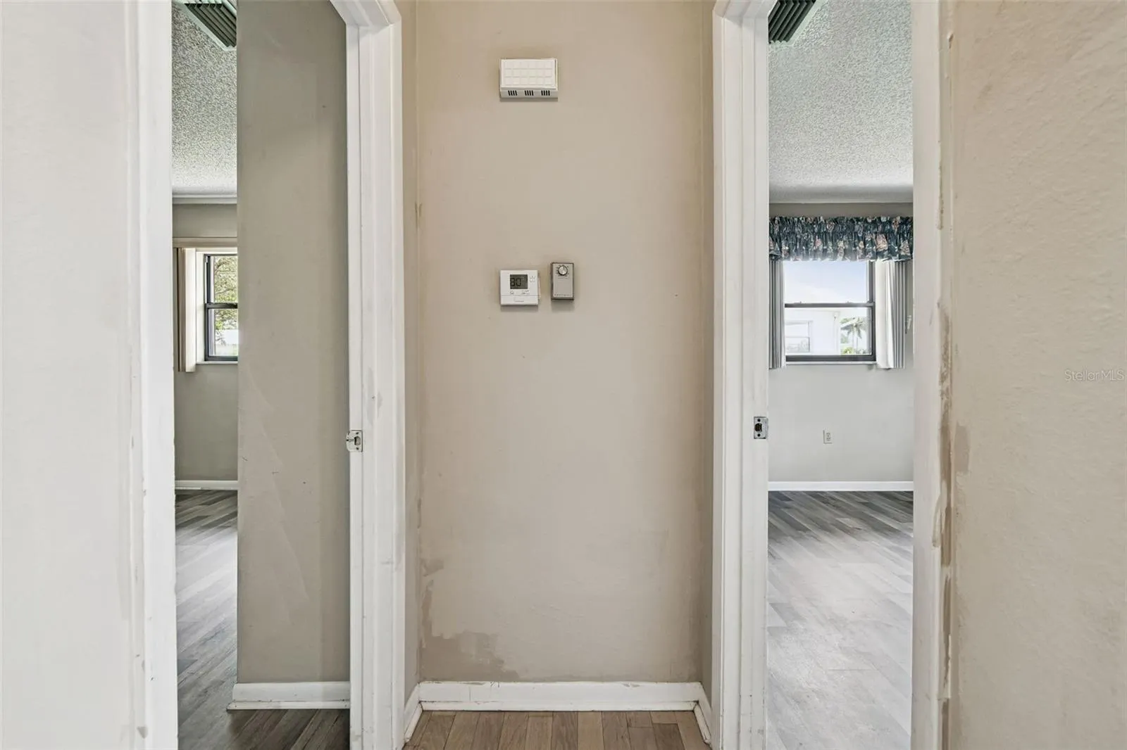 1803 PINEAPPLE PALM CT