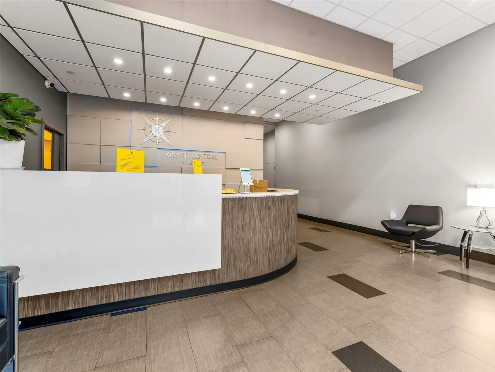 1120 E KENNEDY BLVD #1225, #1225