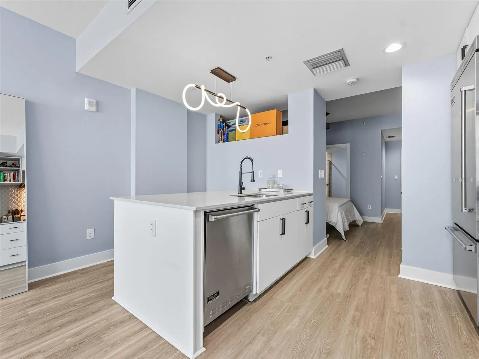 1120 E KENNEDY BLVD #1225, #1225