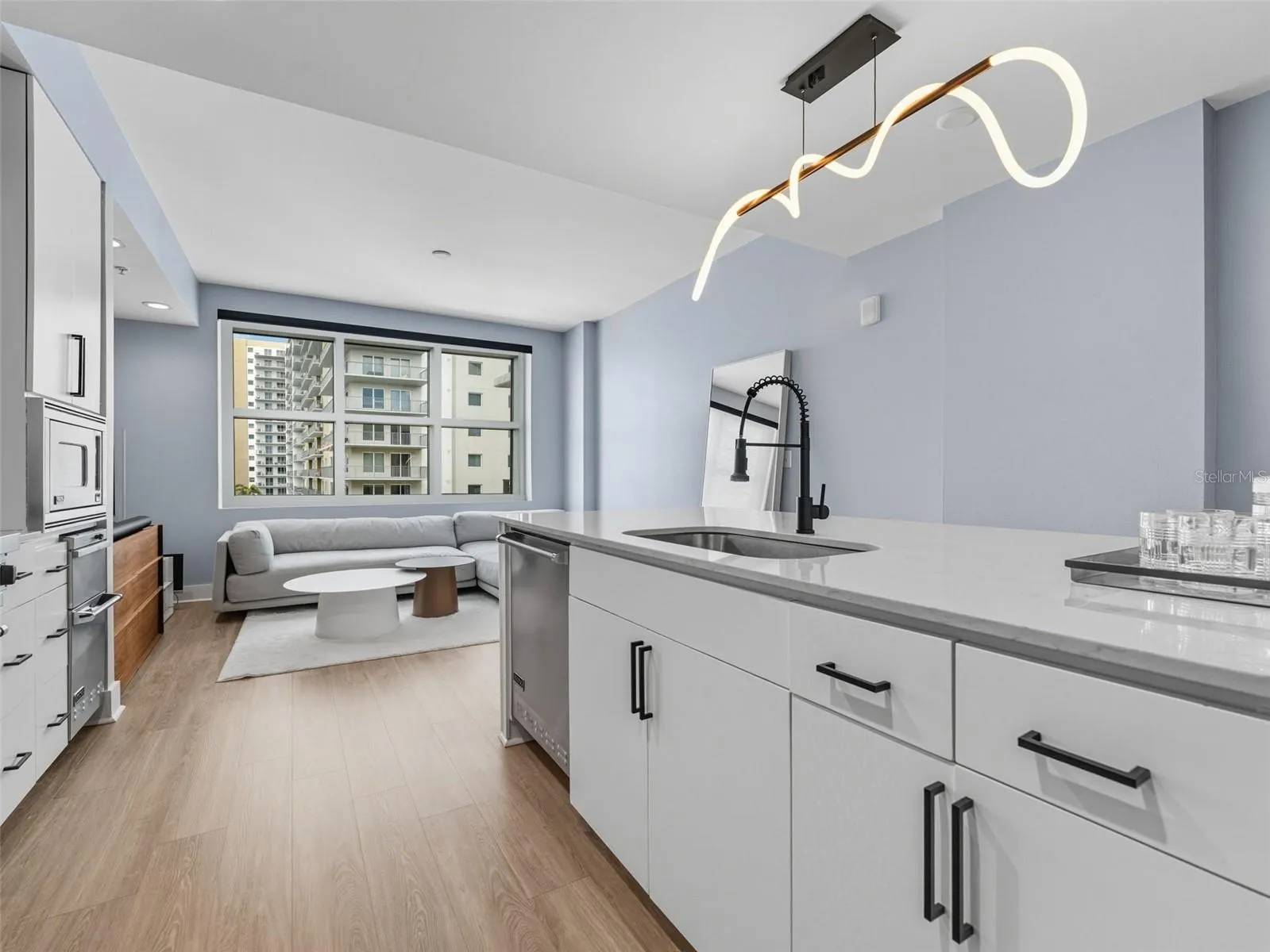 1120 E KENNEDY BLVD #1225, #1225