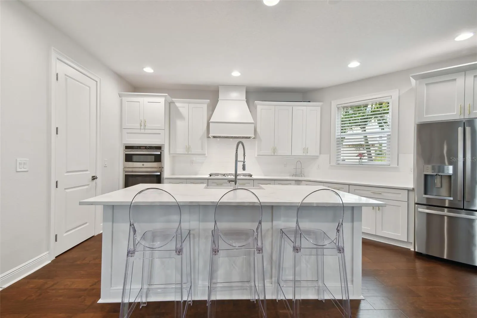 5700 INTERBAY BLVD