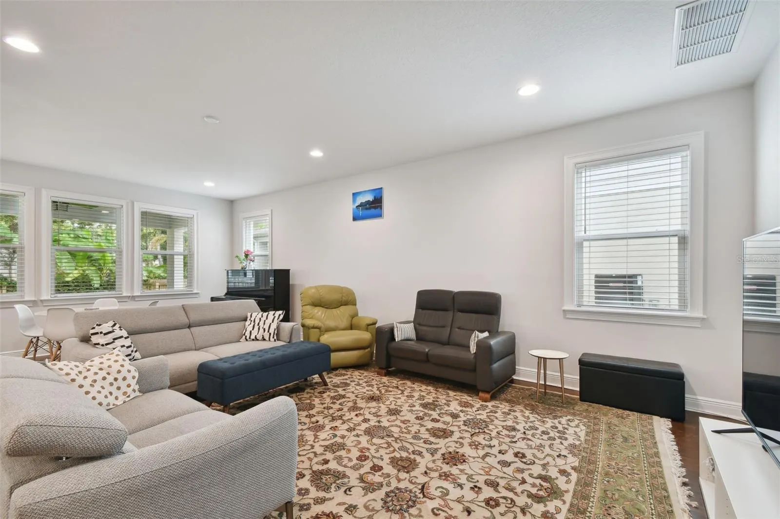 5700 INTERBAY BLVD